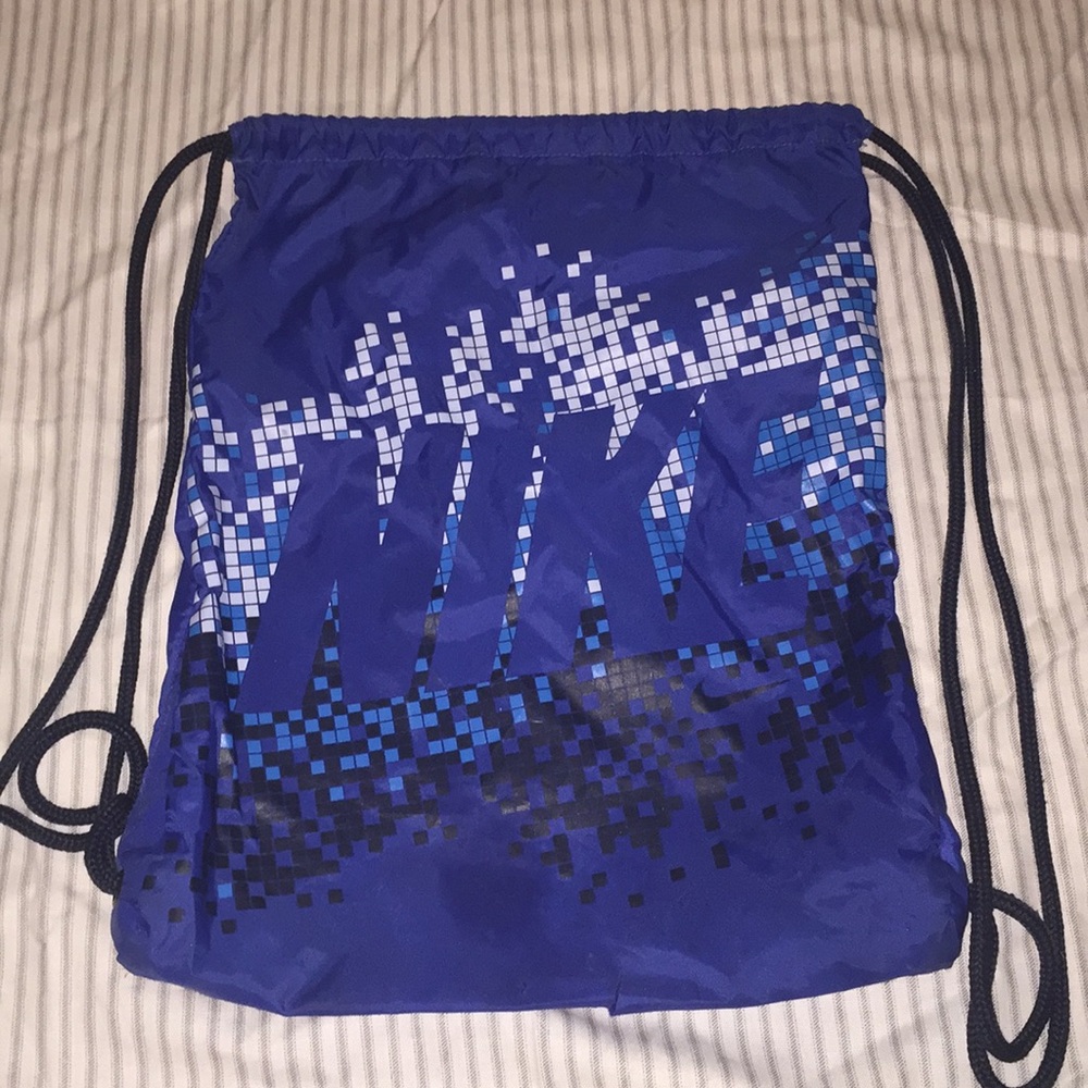 nike drawstring bag